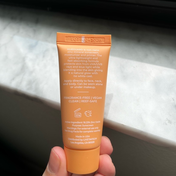 5 for $25๐ด NWT Live Tinted Hueguard 3-in-1 - Picture 3 of 4